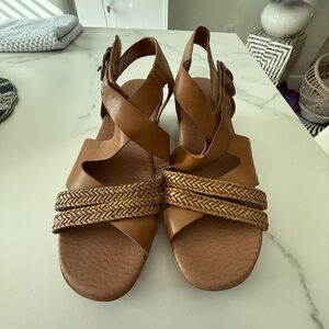 Baretraps Kale a Women's Wedge Sandals Size 7